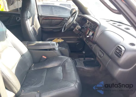 2000 Dodge Durango из США, поврежденный, VIN 1B4HS28Z3YF121252